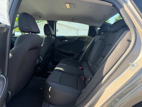 Used 2025 Chevrolet Malibu LT FWD image 29