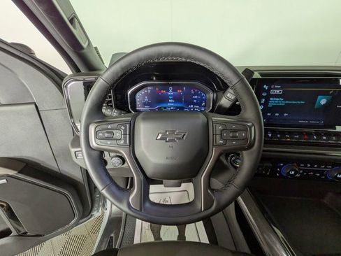 Certified 2025 Chevrolet Silverado 2500 ZR2 w/ Technology Package image 21