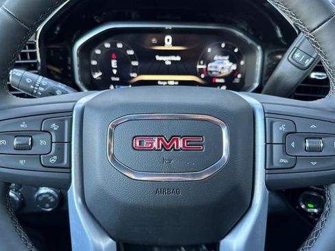 New 2026 GMC Sierra 1500 SLE w/ Preferred Package image 26