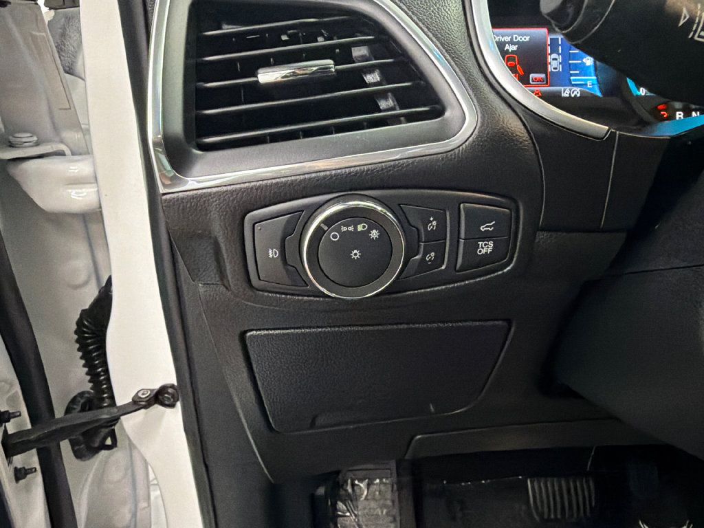 Used 2020 Ford Edge Titanium w/ Equipment Group 301A FWD image 34
