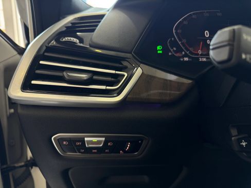 Used 2020 BMW X6 xDrive40i w/ Premium Package AWD/4WD image 14