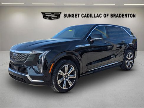 New 2025 Cadillac Escalade IQ Luxury 1 w/ Smart Trailering package image 3