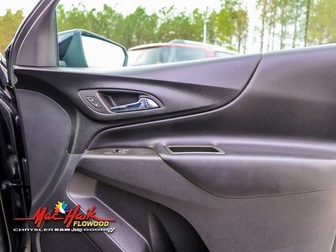 Used 2023 Chevrolet Equinox LT image 13