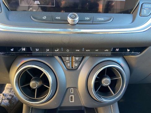 Used 2023 Chevrolet Blazer LT w/ Convenience Package image 15