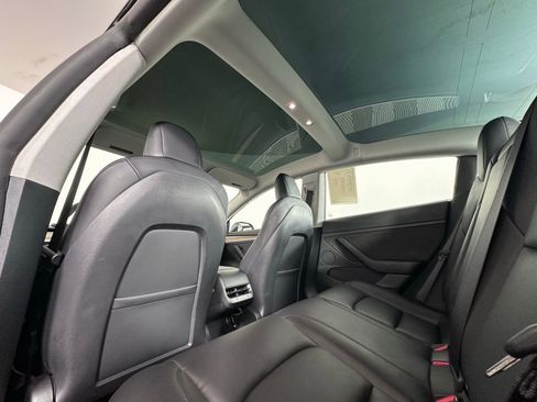 Used 2023 Tesla Model 3 Standard Range image 6