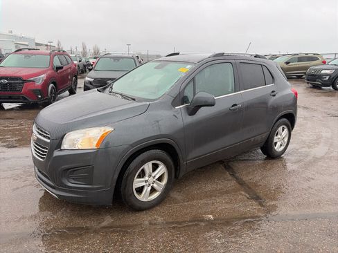 Used 2016 Chevrolet Trax LT w/ LT Convenience Package image 1
