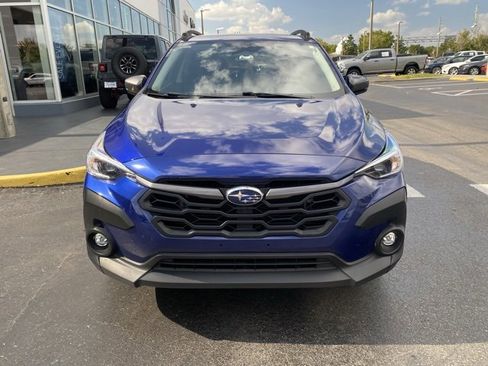 Used 2024 Subaru Crosstrek 2.0i Premium image 3
