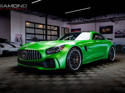 Used 2018 Mercedes-Benz AMG GT R image 11