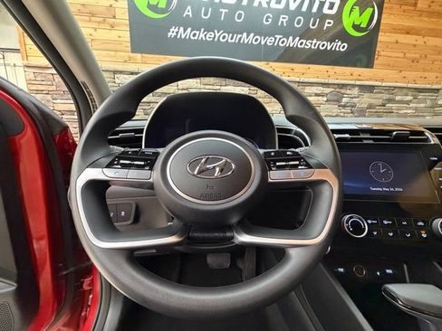 Used 2023 Hyundai Tucson SEL AWD/4WD image 16