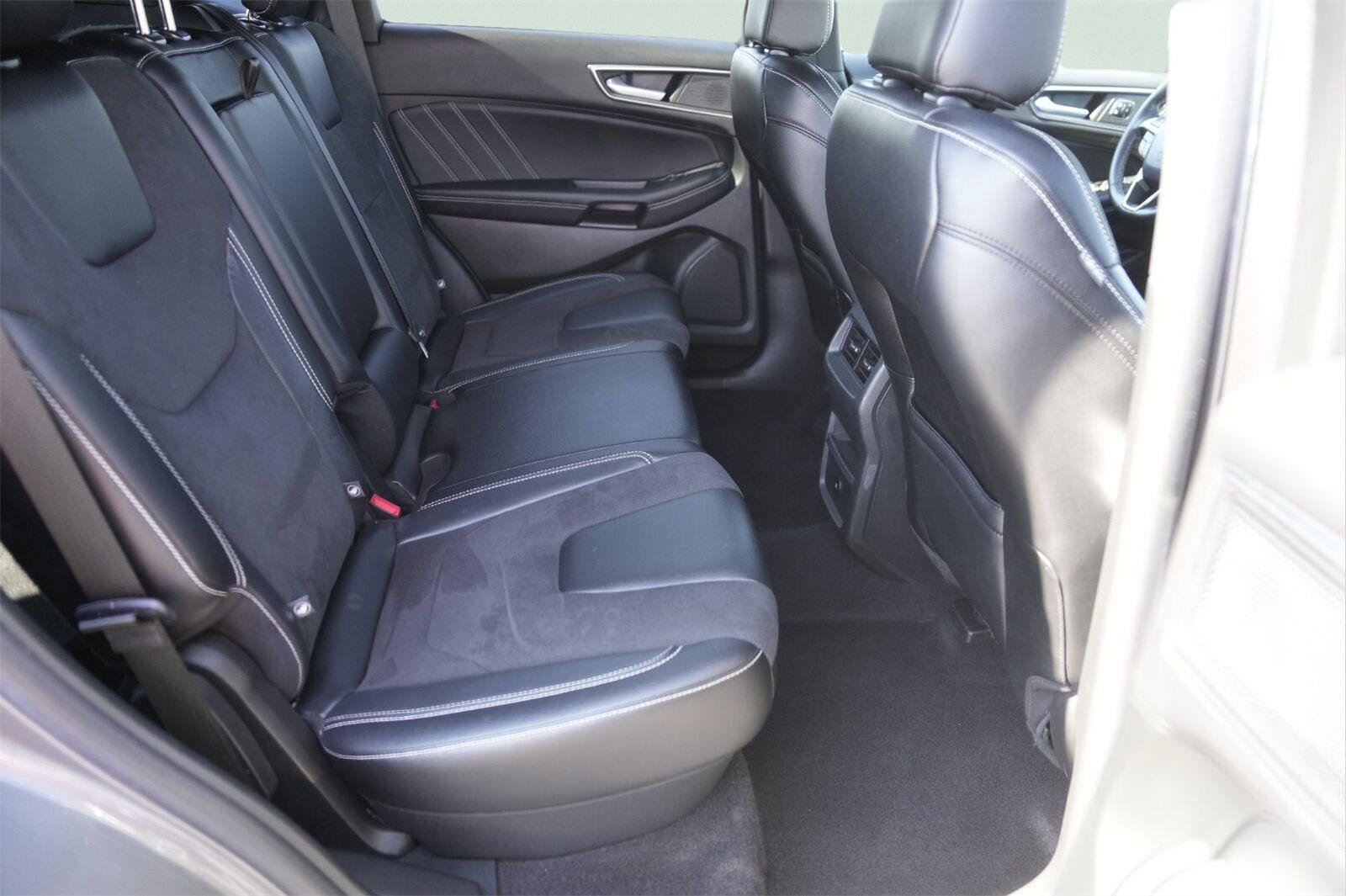 Used 2023 Ford Edge ST AWD/4WD image 15