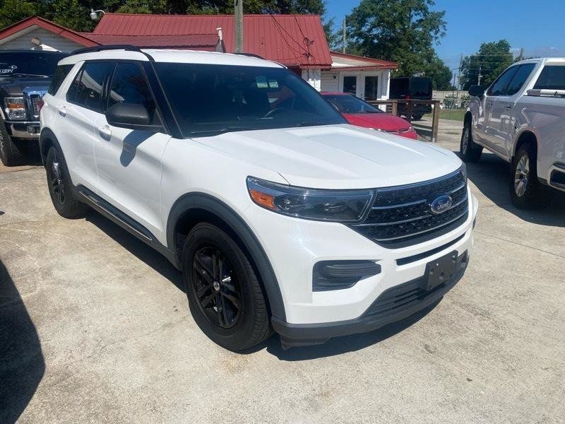 Used 2020 Ford Explorer XLT RWD image 4