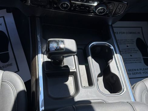 Used 2024 Chevrolet Silverado 1500 LT w/ Z71 Off-Road Package image 22