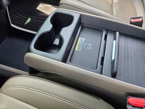 Used 2022 Honda Odyssey Elite image 29