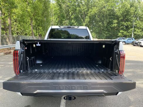 Used 2026 Toyota Tundra Limited AWD/4WD image 18