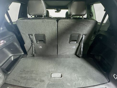 Used 2024 Jeep Grand Cherokee L Limited w/ Luxury Tech Group II image 31