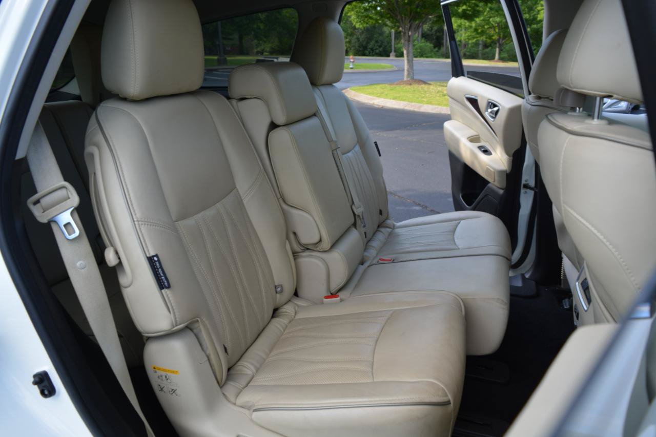 Used 2019 INFINITI QX60 Luxe w/ Sensory Package AWD/4WD image 16