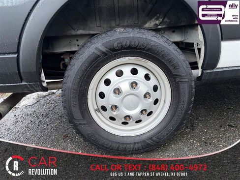 Used 2023 Ford Transit 250 Medium Roof AWD image 43