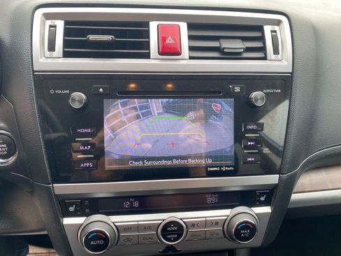 Used 2016 Subaru Outback 2.5i Limited AWD/4WD image 21