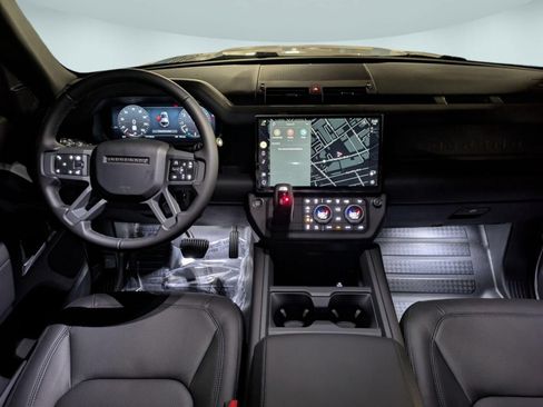 New 2026 Land Rover Defender 110 X-Dynamic SE AWD/4WD image 43