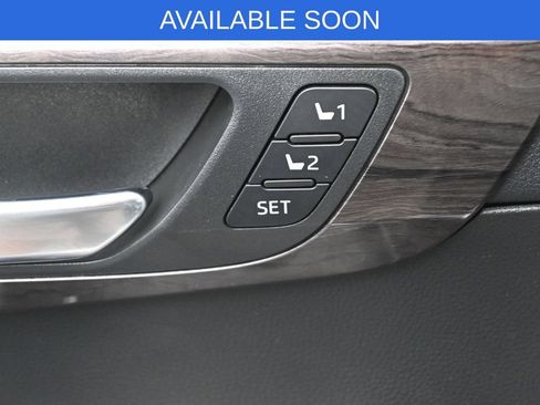 Used 2022 Toyota Highlander Platinum AWD/4WD image 15