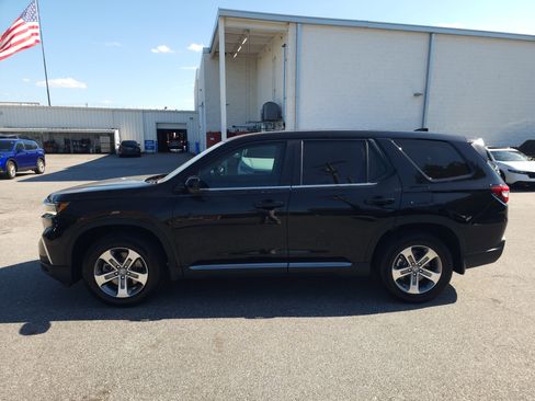 Used 2023 Honda Pilot EX-L image 8