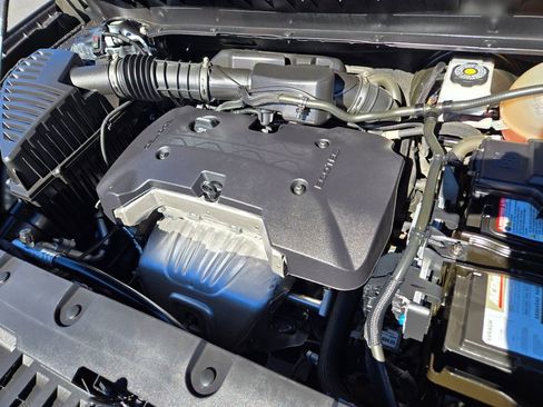 Used 2020 Chevrolet Blazer LT image 16