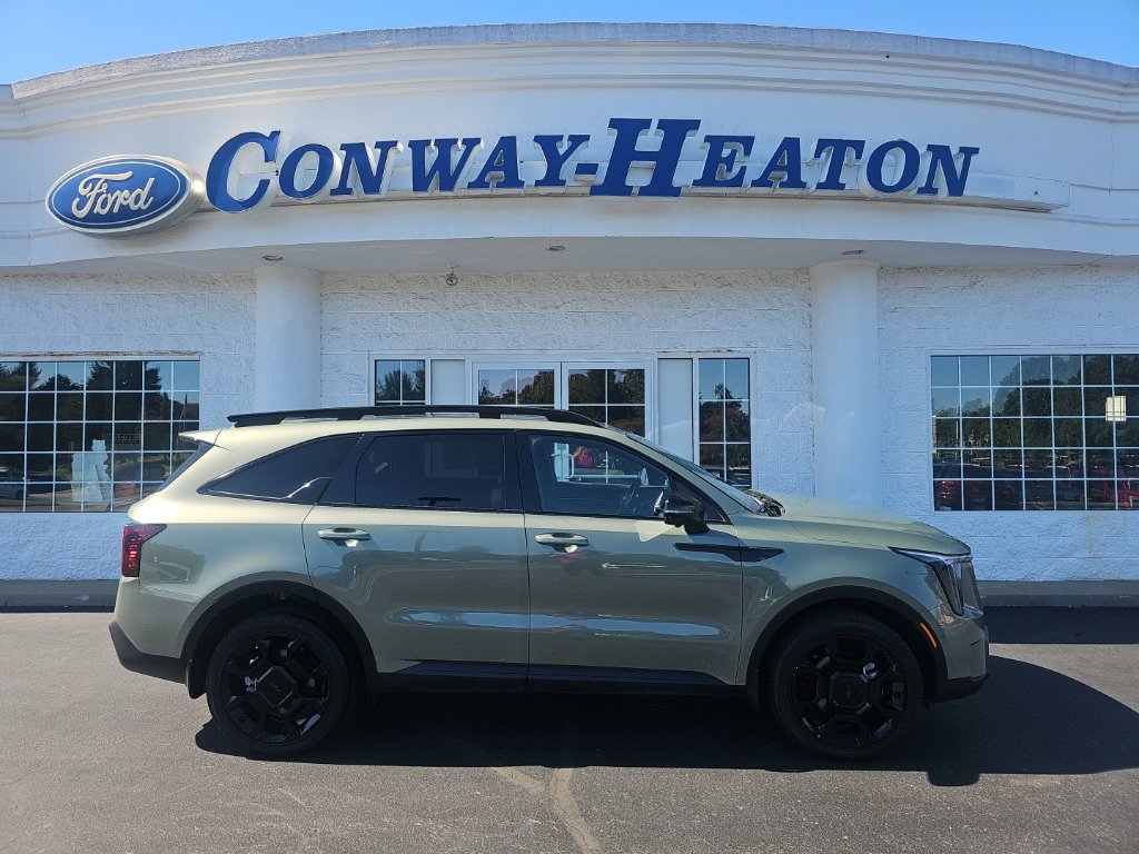 Used 2025 Kia Sorento SX Prestige w/ Olive Brown Leather Package AWD/4WD image 1