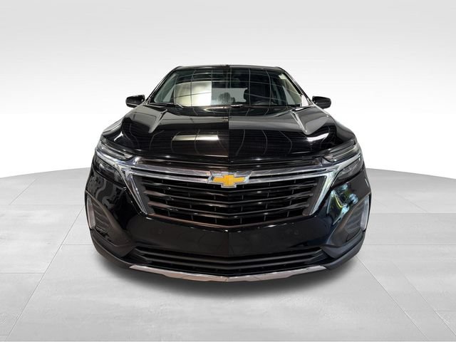 Used 2024 Chevrolet Equinox LT AWD/4WD image 2
