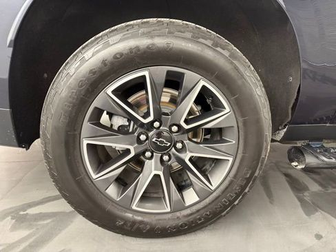 Used 2022 Chevrolet Suburban Z71 w/ Z71 Off-Road Package image 10