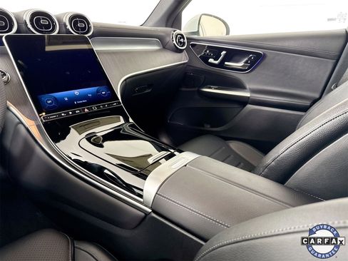 Used 2025 Mercedes-Benz GLC 350e GLC 350e image 24