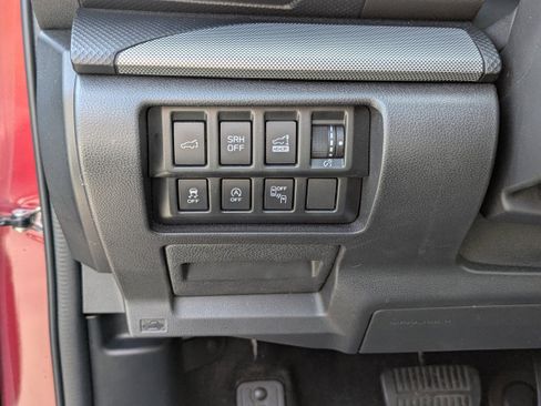 Used 2019 Subaru Forester Limited image 19