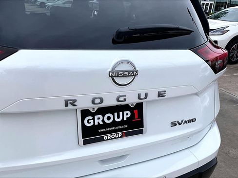 Certified 2024 Nissan Rogue SV w/ SV Premium Package image 29