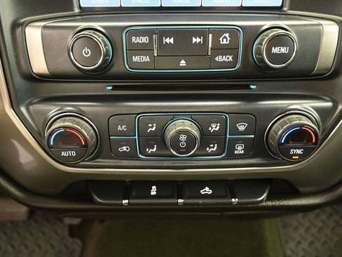 Used 2018 Chevrolet Silverado 1500 LT w/ All Star Edition AWD/4WD image 17