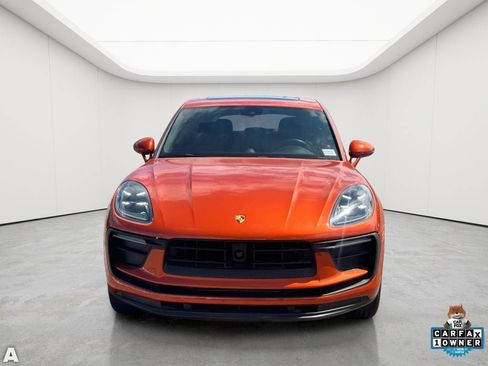 Used 2024 Porsche Macan AWD/4WD image 8