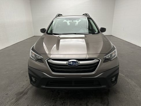 Used 2022 Subaru Outback 2.5i image 3