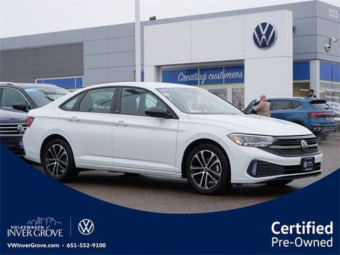 Certified 2024 Volkswagen Jetta Sport image 1