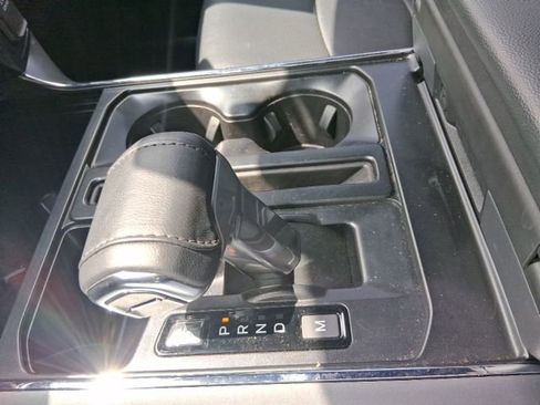 Used 2025 Ford F150 Lariat w/ Equipment Group 501A Mid AWD/4WD image 8