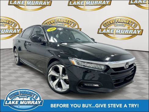 Used 2018 Honda Accord Touring image 1