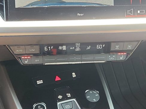 Used 2024 Audi Q4 e-tron Premium AWD/4WD image 7