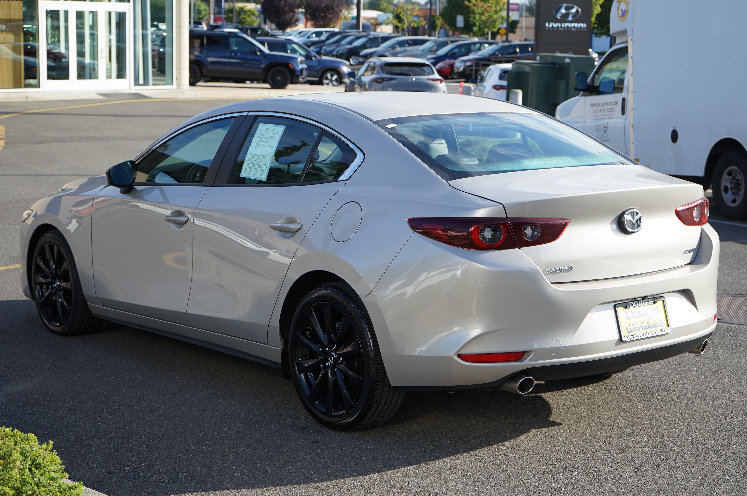 Used 2024 MAZDA MAZDA3 s FWD image 6