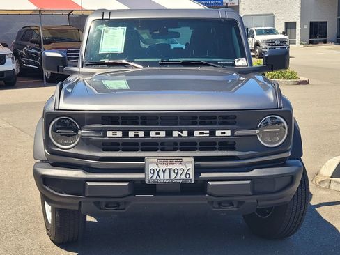 Used 2025 Ford Bronco 4-Door AWD/4WD image 2