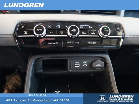 Used 2025 Honda Pilot EX-L image 25