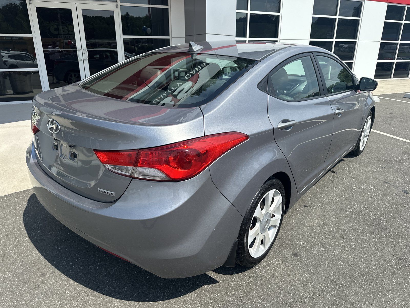 Used 2013 Hyundai Elantra Limited FWD image 8
