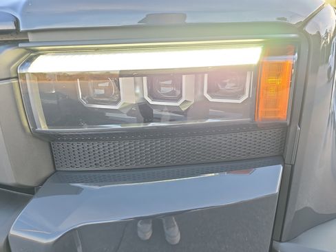 Used 2024 Toyota Land Cruiser image 29