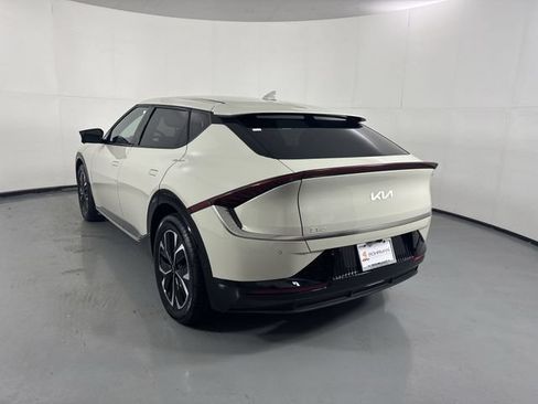 Used 2023 Kia EV6 Wind w/ Wind Technology Package AWD/4WD image 31