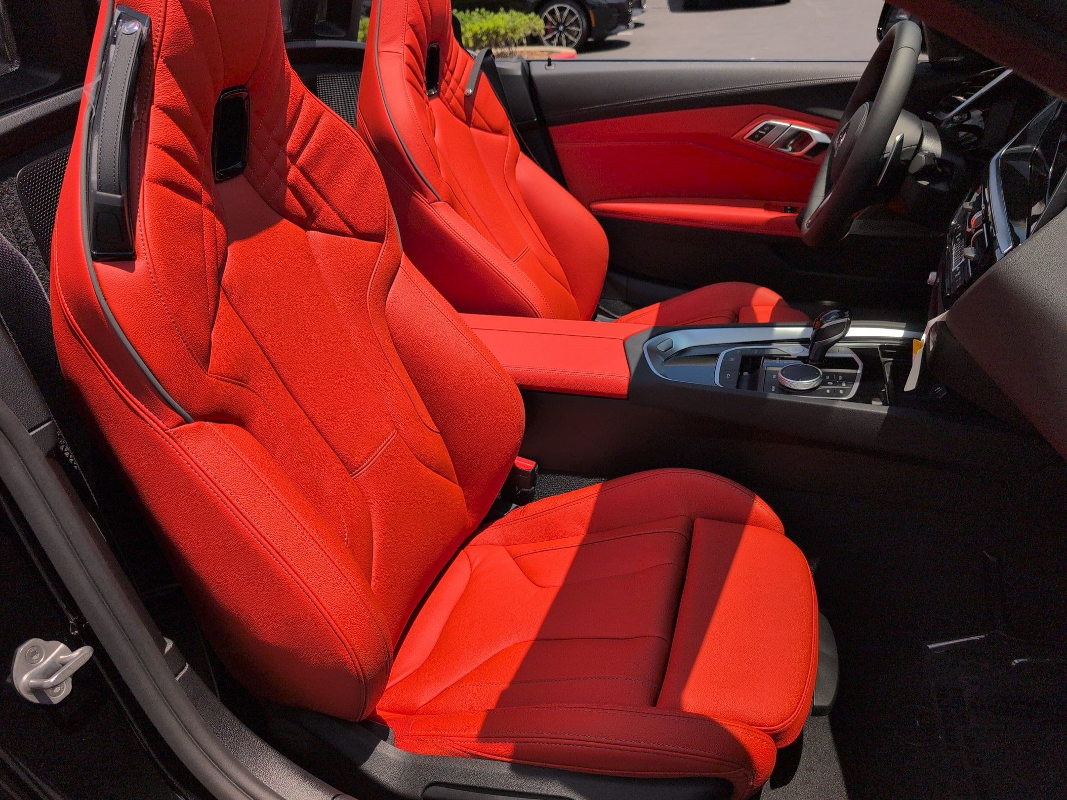New 2026 BMW Z4 sDrive30i w/ Shadowloine Package RWD image 32