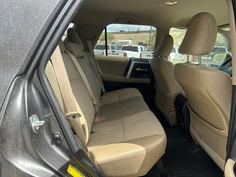 Used 2022 Toyota 4Runner SR5 AWD/4WD image 18