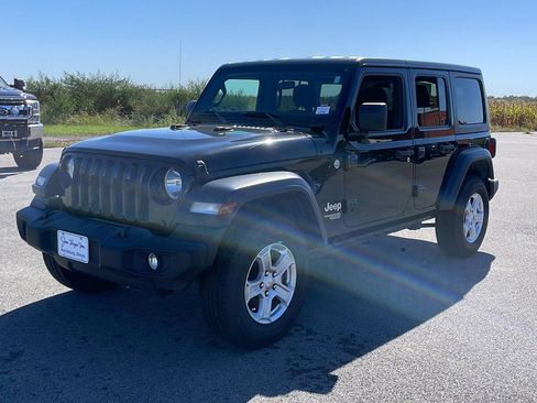Certified 2021 Jeep Wrangler Unlimited Sport image 3