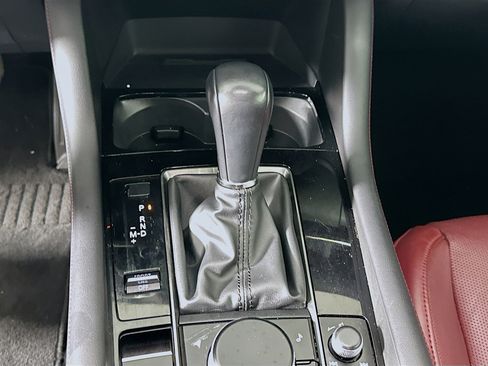 Used 2024 MAZDA MAZDA3 s image 24
