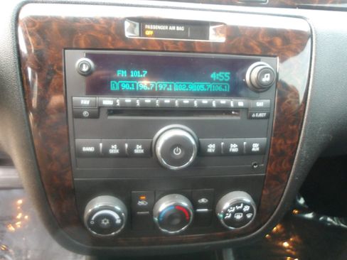 Used 2014 Chevrolet Impala Limited LS image 23